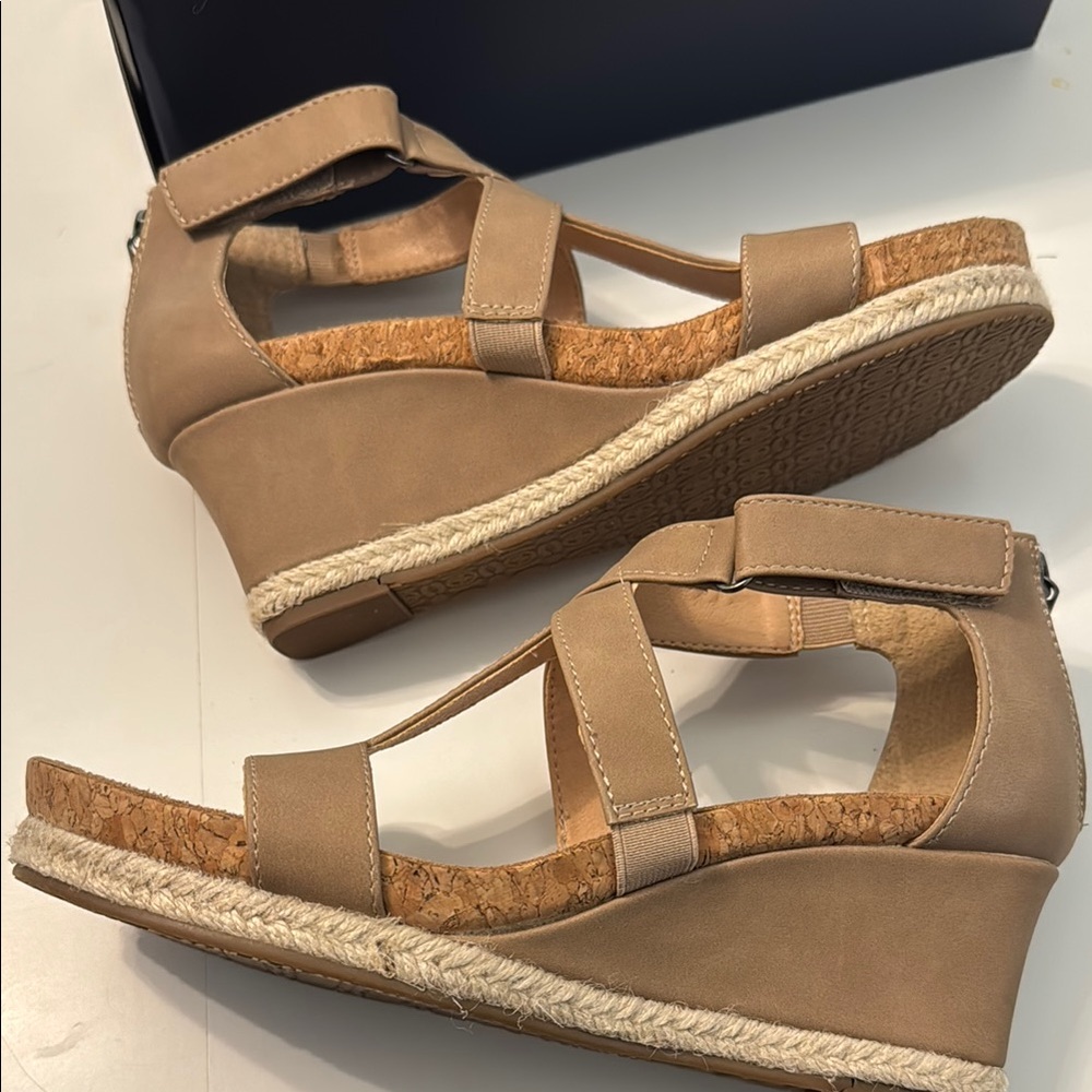 Adrienne Vittadini Tan Wedge Sandals with Cork Heel